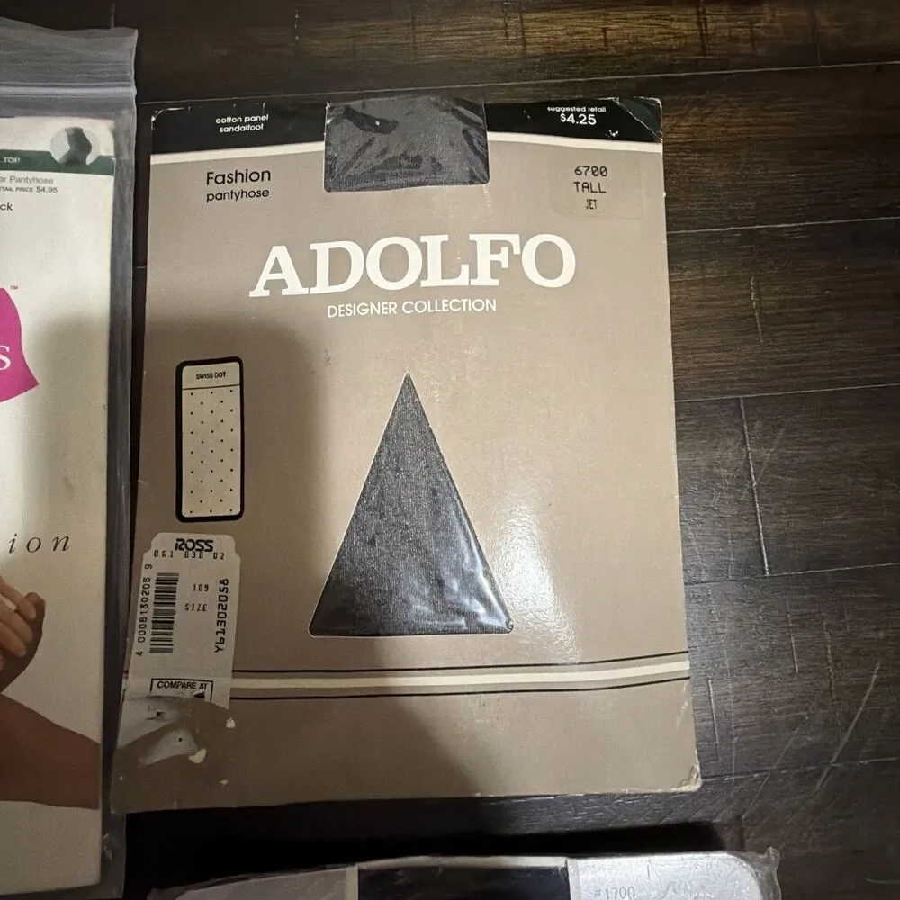 Lot of 4 Pantyhose Size C Hanes, Adolfo, Geoffrey Beene & Fredrick & Nelson